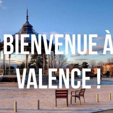 Agreable Appartement T2 Centre Ville Valence  Exterior foto