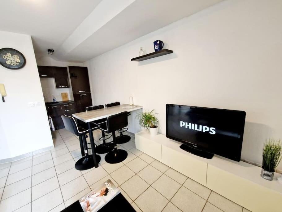 Agreable Appartement T2 Centre Ville Valence  Exterior foto